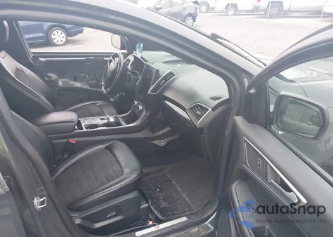 2021 Ford Edge St-Line from USA, damaged, VIN 2FMPK4J9XMBA64821